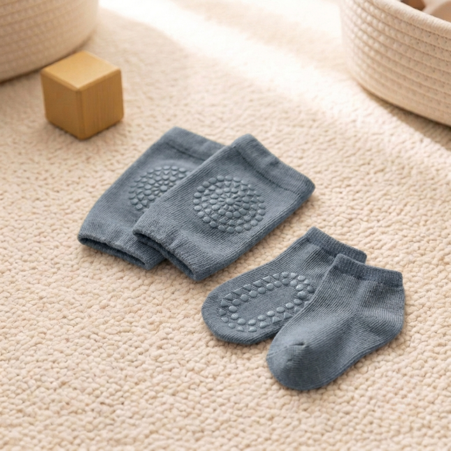 Daymark Baby Crawling Set